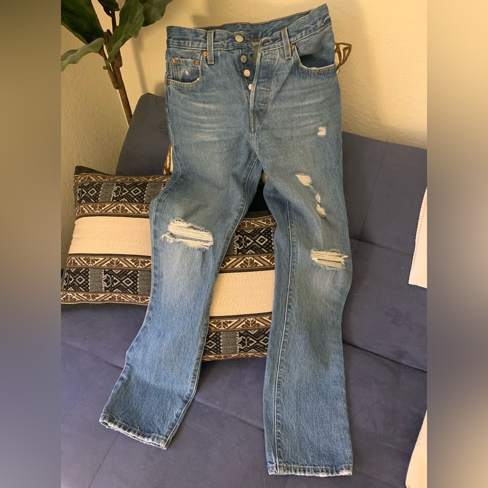 Levi's Women's 501 High-Rise Straight Jeans